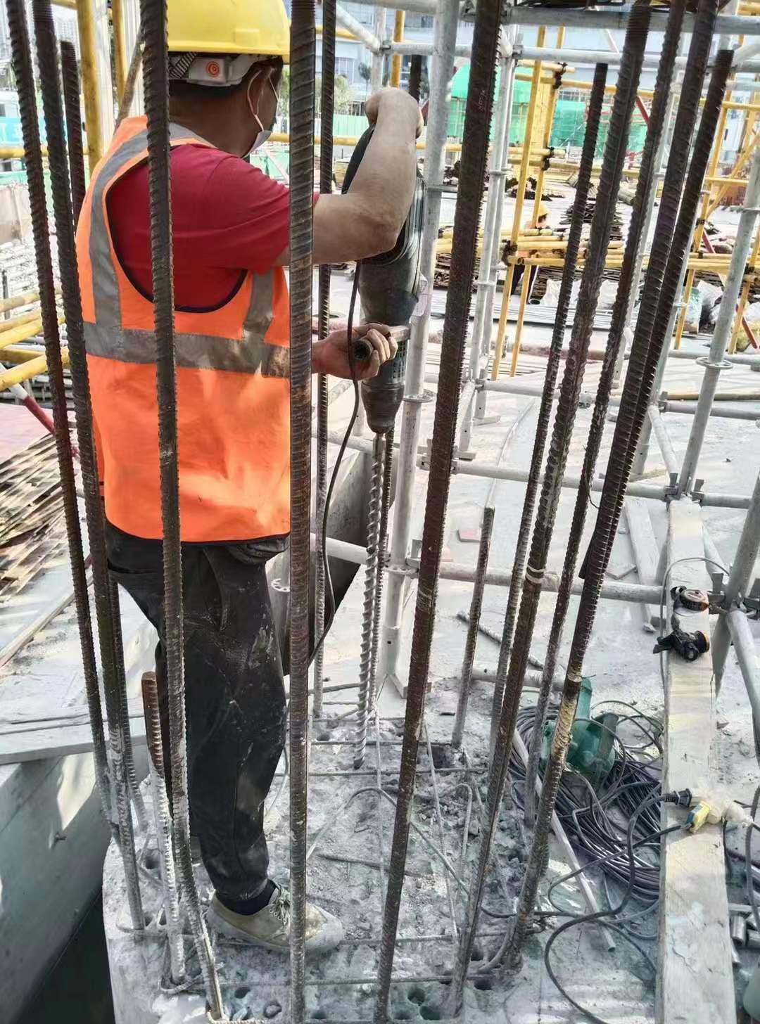 汉滨增大截面法加固框架柱施工方案